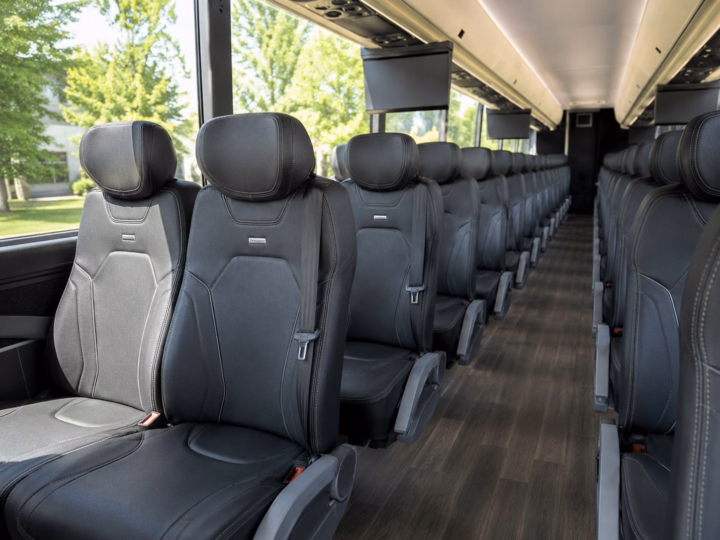 charter buses for large wedding guest lists in missouri city