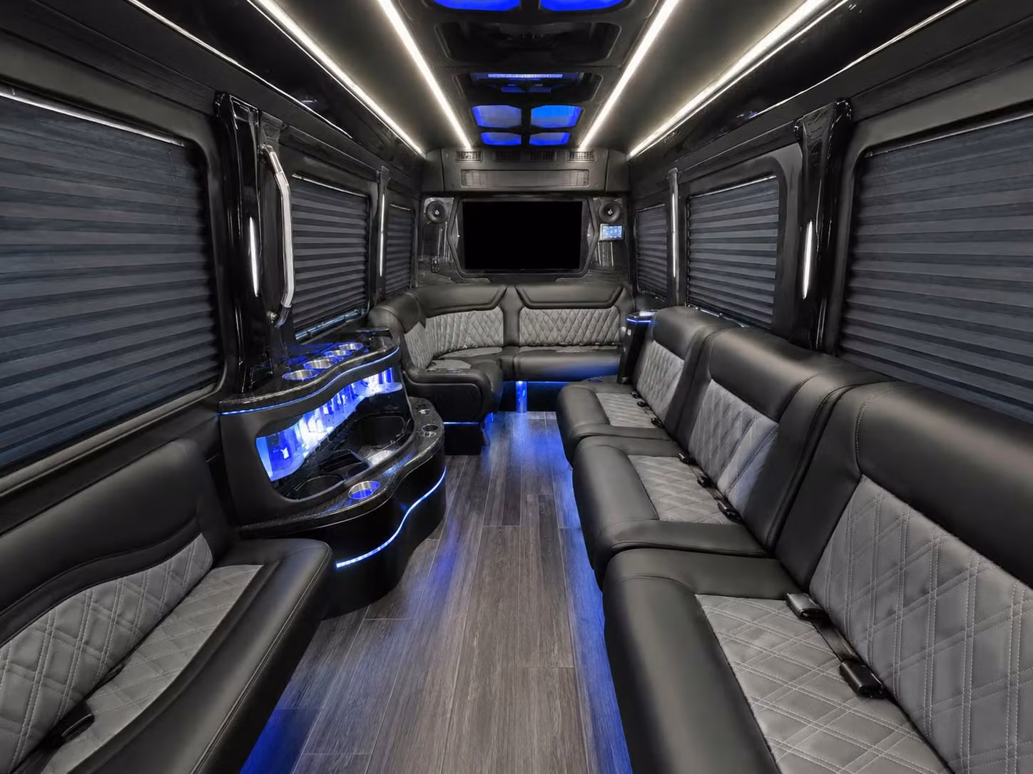 coachbusmissouricity com is the go to source for tailgate and pre concert shuttle buses in missouri city