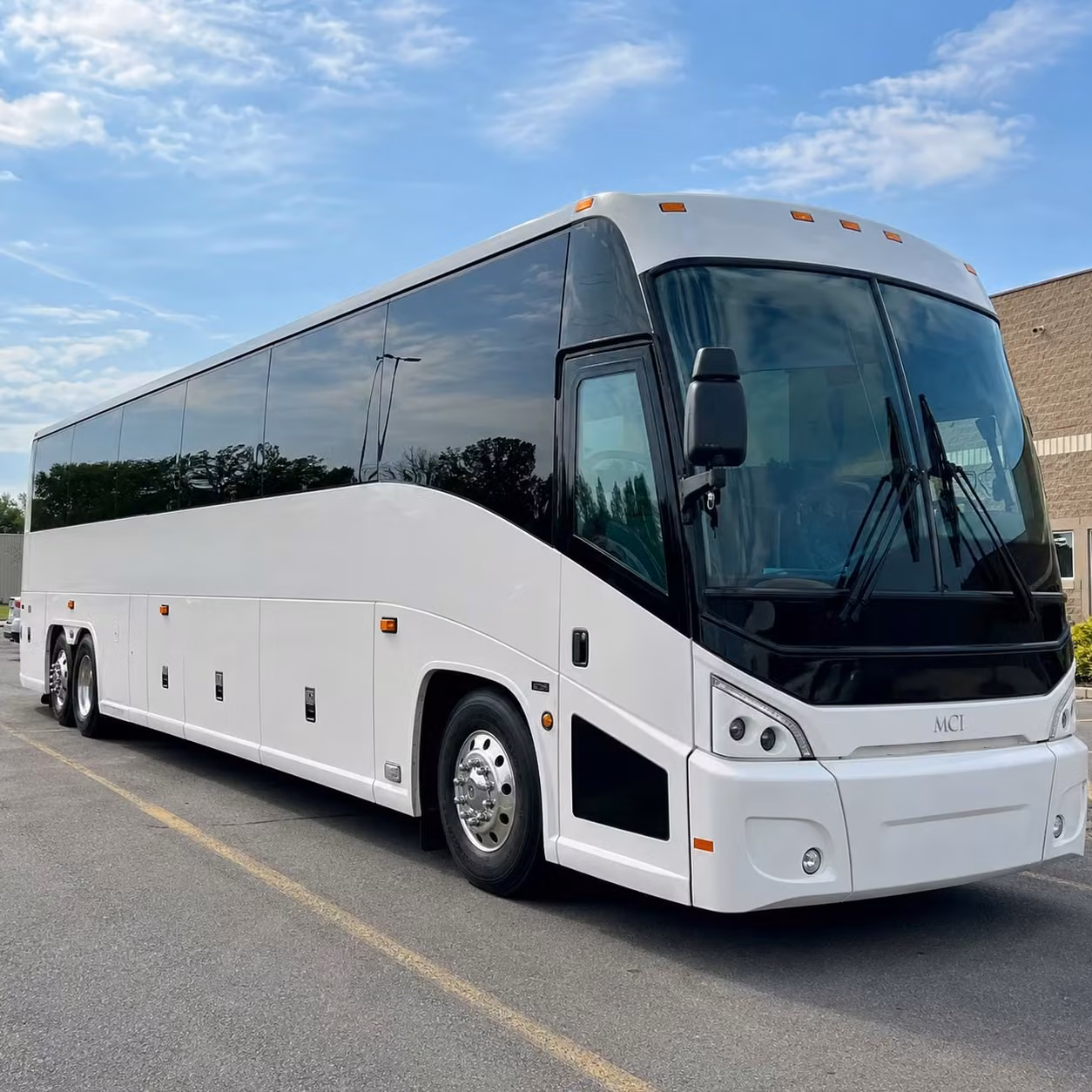 corporate and convention long distance bus rentals from missouri city texas