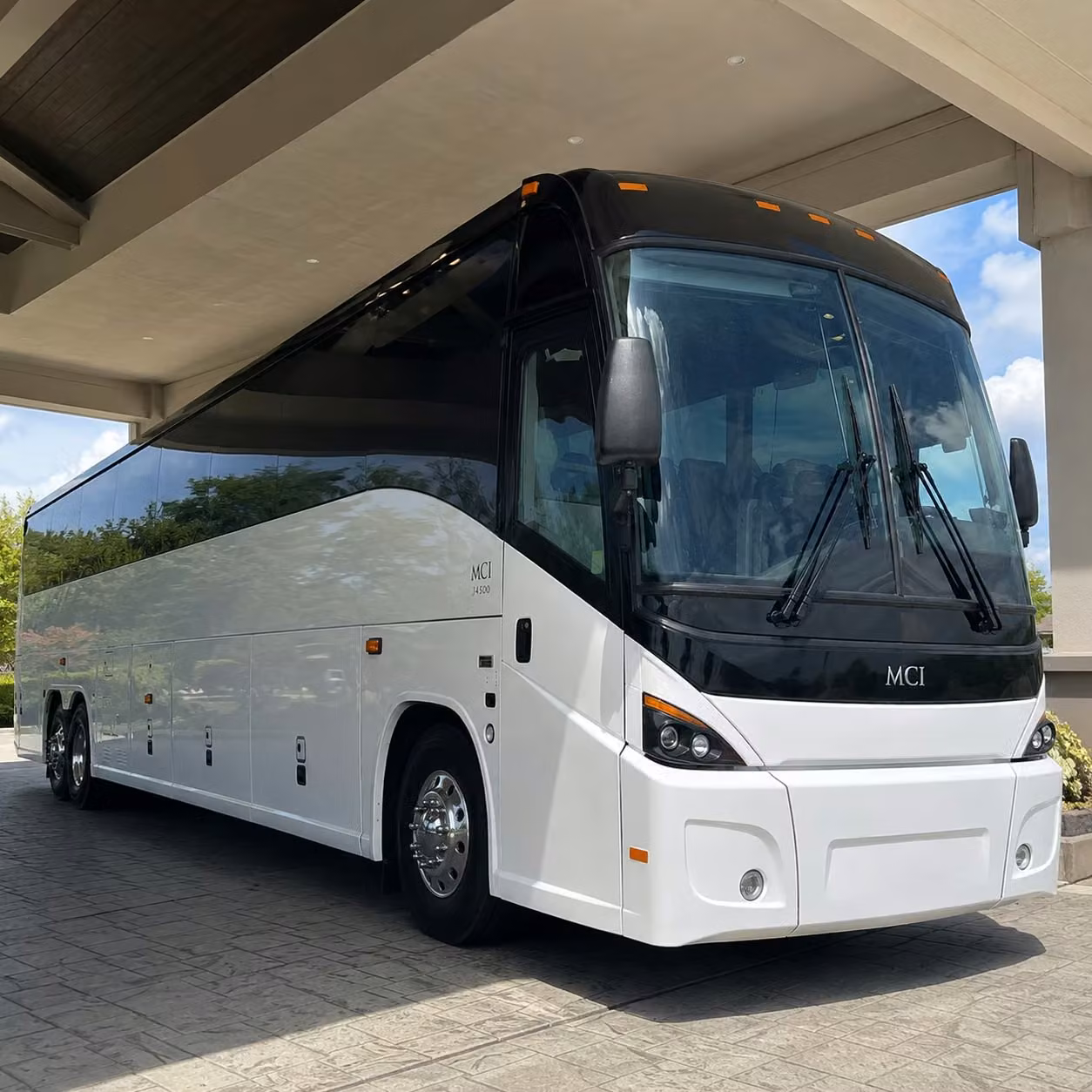 for quick and easy missouri city airport transportation coachbusmissouricity com is the answer