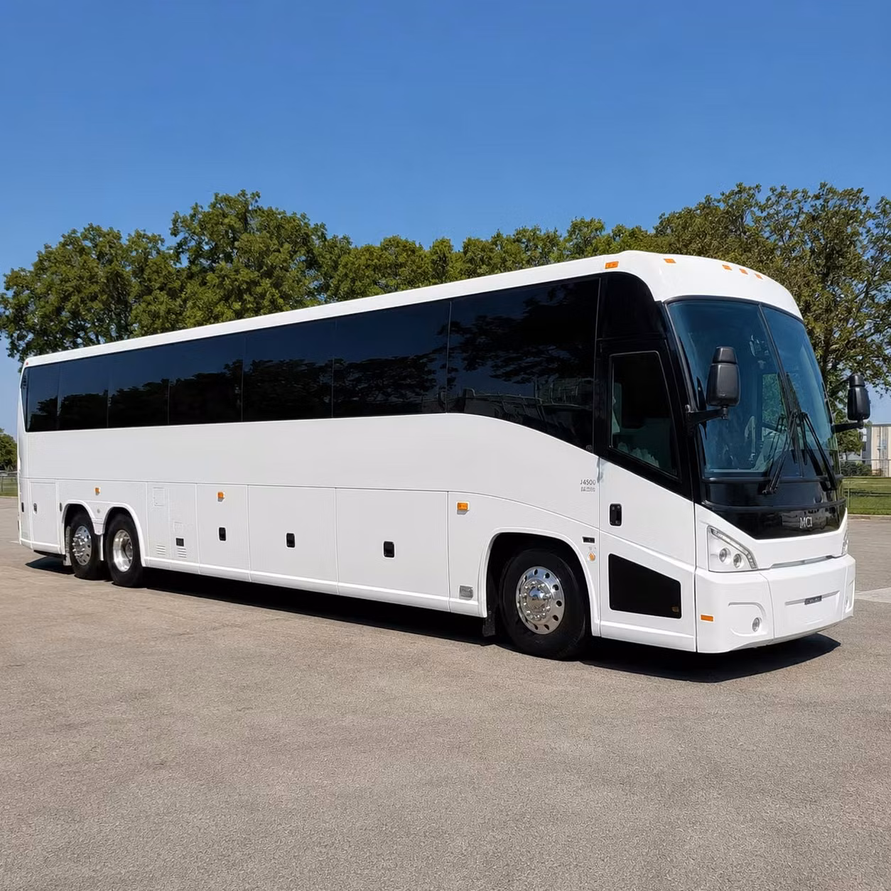 school and youth group long distance bus rentals from missouri city