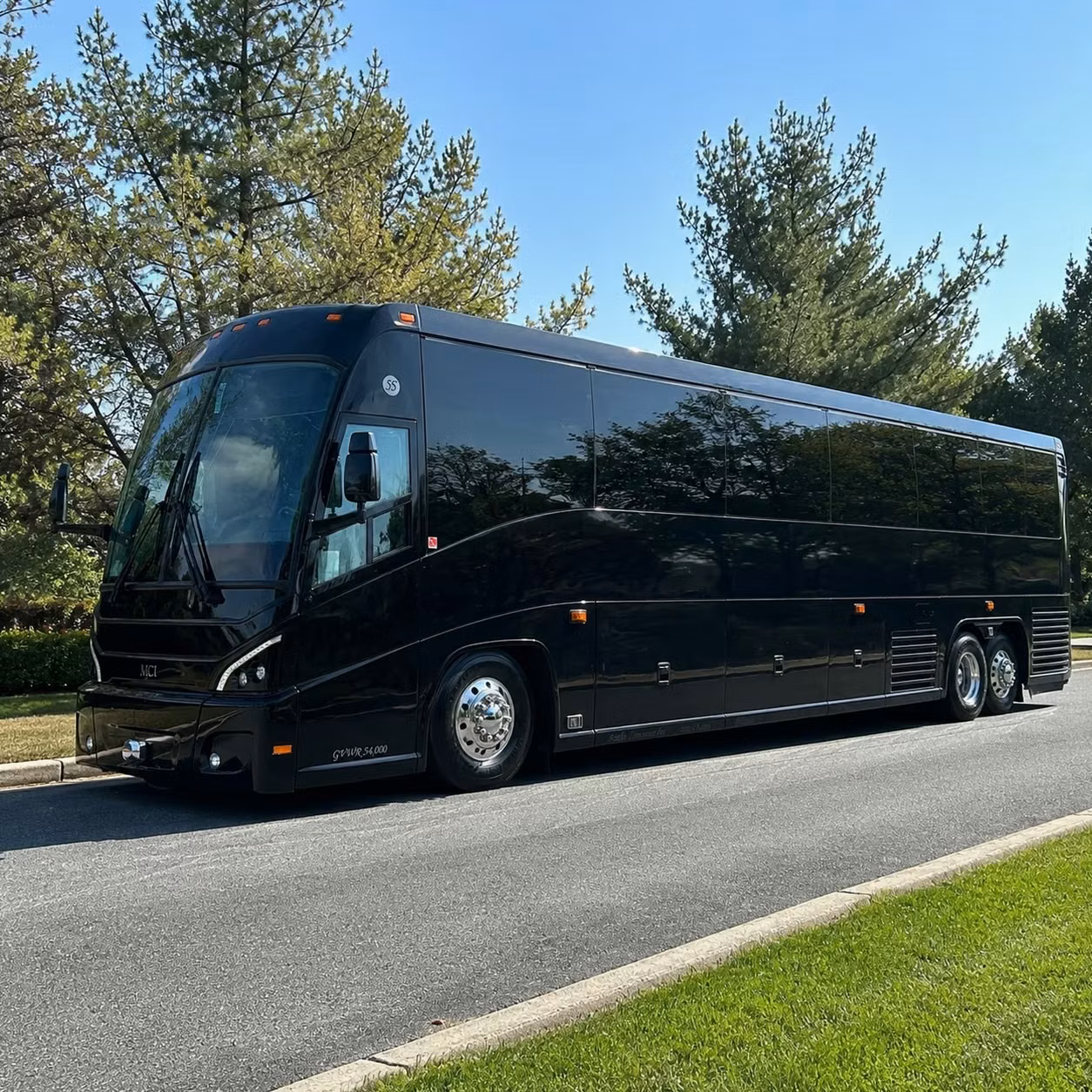 shuttle buses for missouri city employees commuting into the houston energy corridor